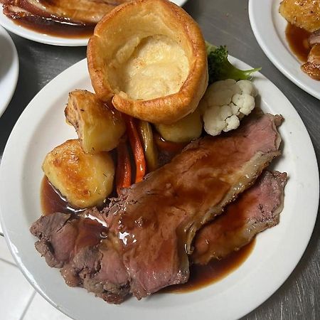Lamb Inn Рингвуд Екстер'єр фото